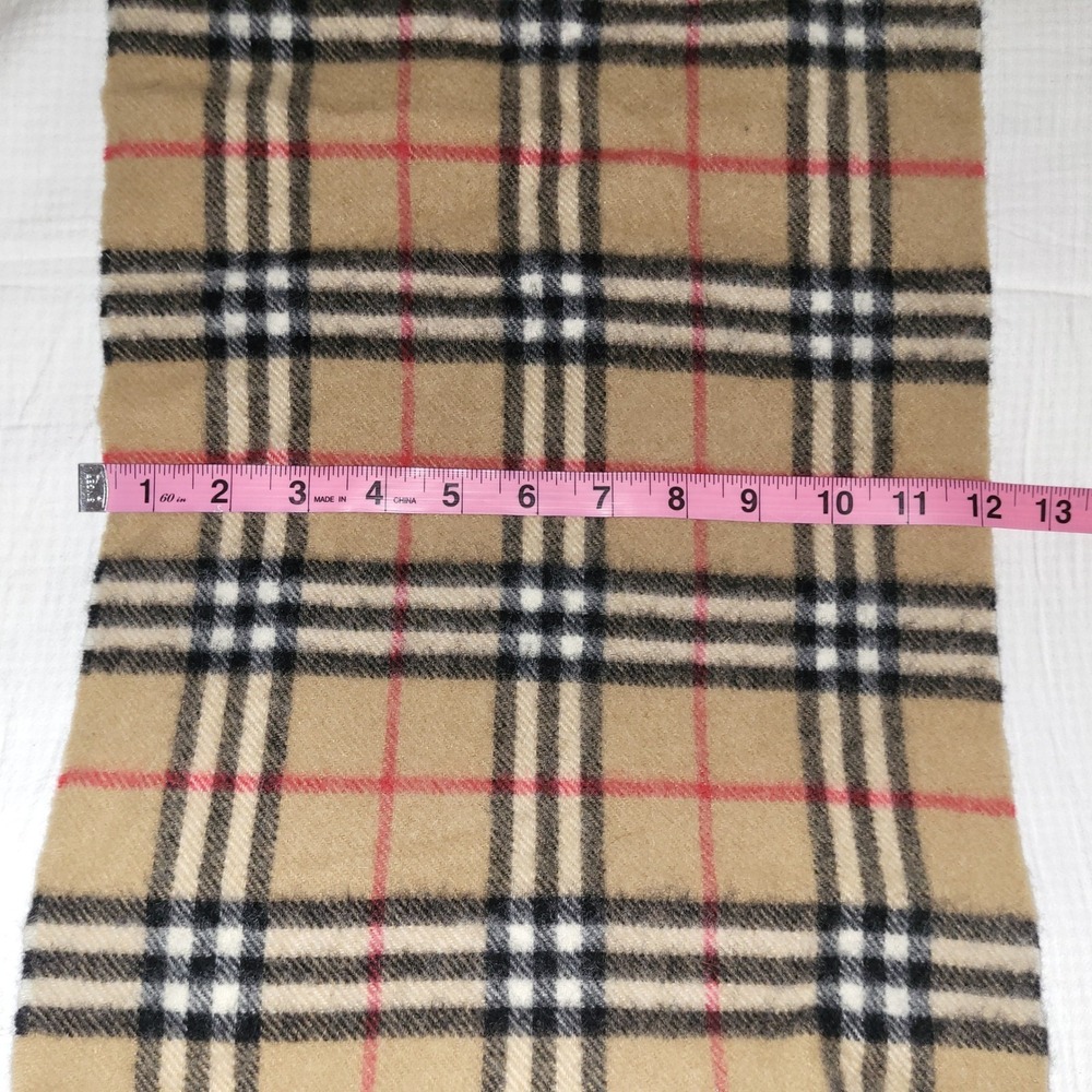 Burberry Classic Beige Novacheck Lambswool Scarf Made in England 68 / 12 inches - Picture 6 of 9